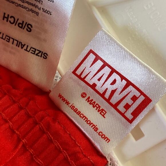 New Boys Marvel Captain America Casual Summer Sports Swim Trunks NWT Size Small - Picture 8 of 12